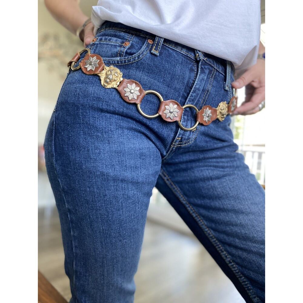 Vintage Chain Belt Gold Metal Lion Head Medallions Oval Links